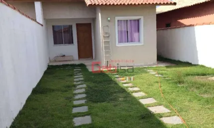 Casa com 3 dormitórios à venda, 90 m² por R$ 320.000,00 - Guriri - Cabo Frio/RJ