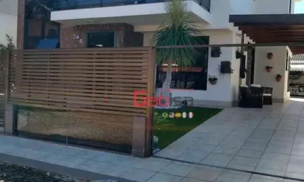 Casa com 3 dormitórios à venda, 250 m² por R$ 2.380.000,00 - Praia do Siqueira - Cabo Frio/RJ