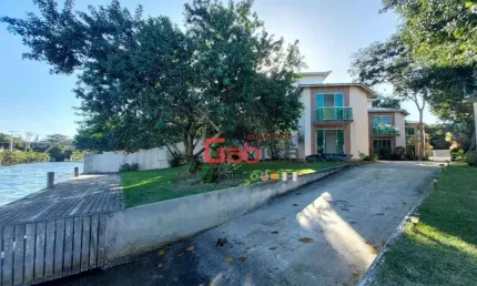 Casa com 4 dormitórios à venda, 120 m² por R$ 650.000,00 - Ilha da Conceição - Cabo Frio/RJ