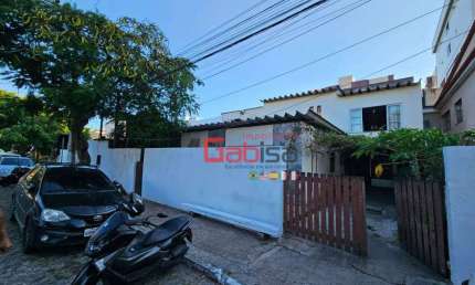 Casa com 7 dormitórios à venda, 258 m² por R$ 1.500.000 - Centro - Cabo Frio/RJ