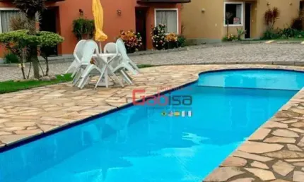 Casa com 3 quartos e 2 salas à venda, em condomínio com piscina 150 m² por r$ 440.000 - praia rasa - armação dos búzios/rj
