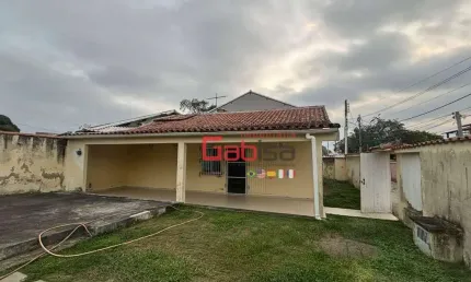 Casa com 2 dormitórios à venda, 162 m² por R$ 435.000,00 - Praia do Sudoeste - São Pedro da Aldeia/RJ