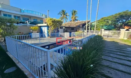 Casa com 3 dormitórios à venda, 103 m² por R$ 520.000 - Palmeiras - Cabo Frio/RJ