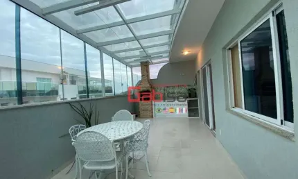 Cobertura com 3 dormitórios para alugar, 187 m² por R$ 5.500,01/mês - Centro - Cabo Frio/RJ