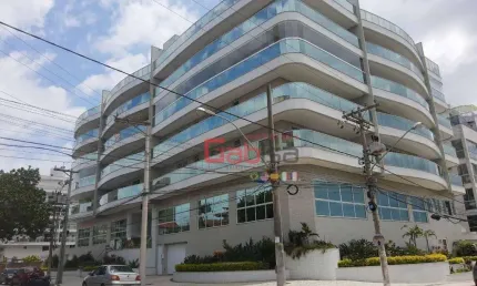 Cobertura com 4 dormitórios à venda, 280 m² por R$ 3.000.000,00 - Braga - Cabo Frio/RJ