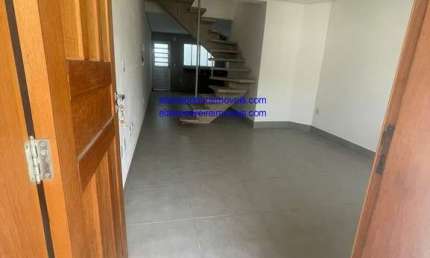 Lado Metro Butantã-USP-sobrado 2suites 2 vagas- quintal -R$ 570.000,00