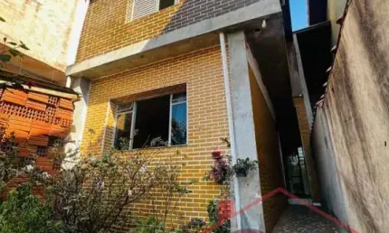 Terreno à venda na Rua Odilla Pedroso Póvoa, Vila Assis Brasil, Mauá