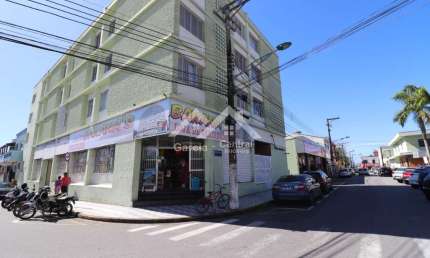 Apartamento a venda localizado no Centro de Peruíbe