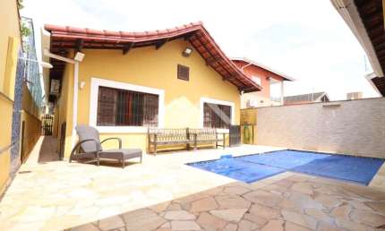 Casa com 3 quartos à venda na Jardim Beira Mar, 51, Jardim Beira Mar, Peruíbe