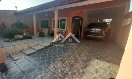 Casa com 3 quartos à venda na São José, 308, Estancia São Jose, Peruíbe