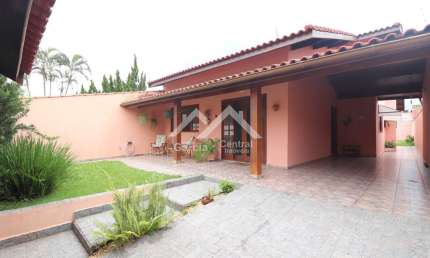 Casa com 3 quartos à venda na Maria Helena Novaes, 684, Estância Balneária Maria Helena Novaes, Peruíbe