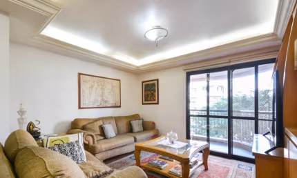 108m² Com 3 quartos, sendo 1 suíte, e 3 banheiros no total. Este imóvel está bem equipado, é ideal para quem procura conforto e comodidade.