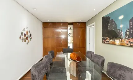 Se você está procurando um apartamento no Jardins, na parte plana, em uma das ruas mais charmosas e arborizadas de São Paulo, com lazer super completo e valor baixo de condomínio, esse pode ser seu pr