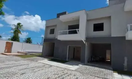 Casa à venda no bairro Vila de Abrantes (Abrantes) em Camaçari/BA