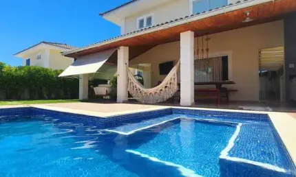 Casa à venda no bairro BURAQUINHO - Lauro de Freitas/BA