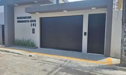 Casa à venda no bairro Jardim Aeroporto - Lauro de Freitas/BA
