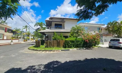 Casa à venda no bairro Centro - Lauro de Freitas/BA