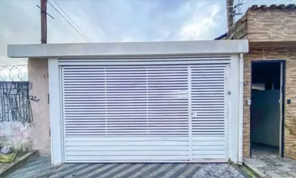 Casa com 3 quartos à venda na Nelza Asêncio, 12, Ferrazópolis, São Bernardo do Campo, 120 m2 por R$ 440.000