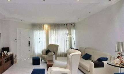 Casa com 3 quartos para alugar na Rua Atibaia, 352, Baeta Neves, São Bernardo do Campo, 250 m2 por R$ 16.000
