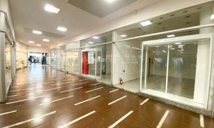 Ponto comercial para alugar na Rua Vinte e Quatro de Maio, 77, República, São Paulo, 30 m2 por R$ 3.200