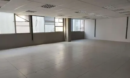 Sala comercial para alugar na Rua Vinte e Quatro de Maio, 77, República, São Paulo, 125 m2 por R$ 3.500