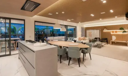 Apartamento com 3 quartos à venda na Rua Maria Monteiro, 330, Cambuí, Campinas
