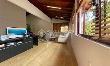 Casa com 6 quartos à venda na Avenida Luiz Boiteux Piazza, 5110, Ponta das Canas, Florianópolis, 8085 m2 por R$ 3.500.000