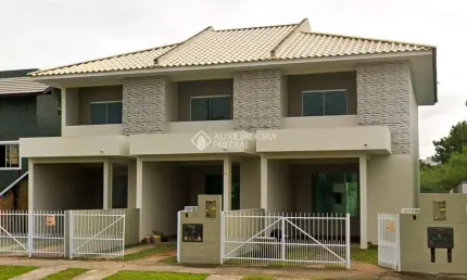 Casa com 2 quartos à venda na Rua Fernando Bauther da Silva, 621, Ingleses do Rio Vermelho, Florianópolis, 95 m2 por R$ 575.000