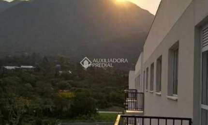 Apartamento com 2 quartos à venda na Rua Arcanjo Cândido da Silva, 702, Praia de Fora, Palhoça, 49 m2 por R$ 275.000