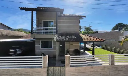 Casa com 4 quartos à venda na Rua das Dunas Verdes, 15, São João do Rio Vermelho, Florianópolis, 330 m2 por R$ 1.170.000