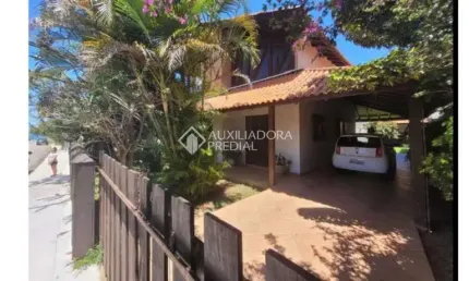 Casa com 3 quartos à venda na Vila Paraíso, 687, Vila Nova, Imbituba, 153 m2 por R$ 830.000