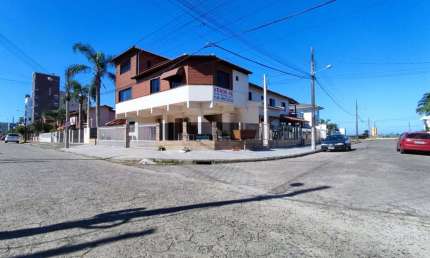 Casa com 13 quartos à venda na Francisco Moreira Alves, 397, Centro, Imbituba, 600 m2 por R$ 2.500.000