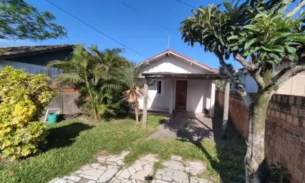 Casa com 2 quartos à venda na francisco florentino duarte, 327, povoado de nova brasília, imbituba, 72 m2 por r$ 280.000