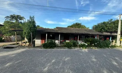 Casa com 4 quartos à venda na Br 101, 389, Roca Grande, Imbituba, 150 m2 por R$ 320.000