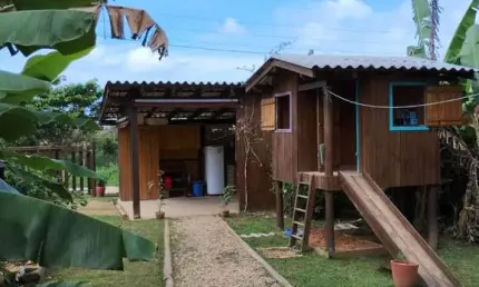 Casa com 2 quartos à venda na Servidão Maura Lino Benedet, 102, Ressacada, Garopaba, 60 m2 por R$ 588.900