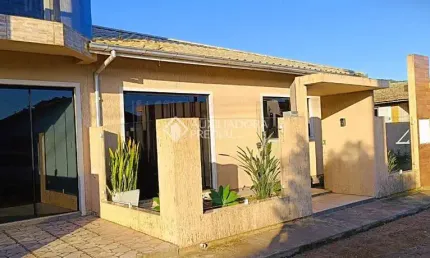 Casa com 3 quartos à venda na Valentin Silva, 123, Povoado de Nova Brasília, Imbituba, 250 m2 por R$ 800.000