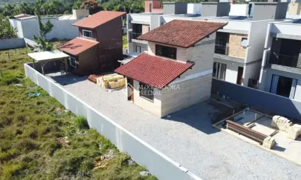 Casa com 2 quartos à venda na Jaime Menezes, 520, Campo Duna, Garopaba, 84 m2 por R$ 720.000