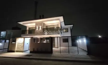 Apartamento com 3 quartos à venda na Canindé, 151, Enseada de Brito, Palhoça, 81 m2 por R$ 640.000