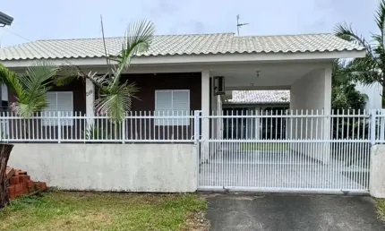 Casa com 4 quartos à venda na Daril Cabral Da Silva, 219, Itapiruba, Imbituba, 245 m2 por R$ 1.400.000