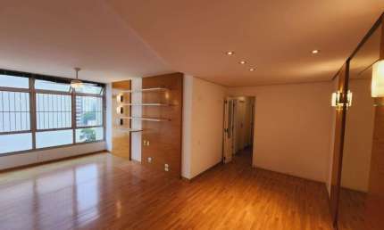 Apartamento tipo para venda com 3 quartos, sendo 1 suíte, 107m²