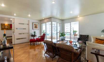 Apartamento tipo para venda com 3 quartos, sendo 3 suítes, 195m²