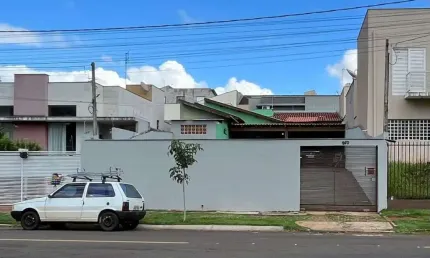 Casa com 3 quartos à venda na Rua Ermilino Nonino, Jardim Guararapes, Londrina