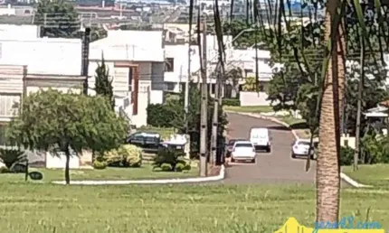 Terreno em condomínio fechado à venda na Rodovia Mello Peixoto, Jardim Tarobá, Cambé