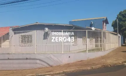 | Casa | Centro | à venda | 4 quartos | 4 vagas | Londrina