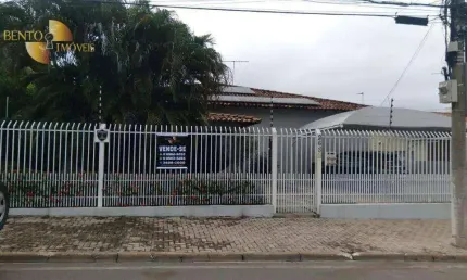 Casa com 4 dormitórios, 272 m² - venda por R$ 1.400.000,00 ou aluguel por R$ 10.000,00/mês - Jardim Cuiabá - Cuiabá/MT