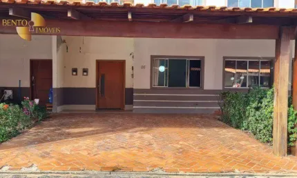Casa com 3 dormitórios à venda, 114 m² por R$ 500.000,00 - Vila Militar - Cuiabá/MT