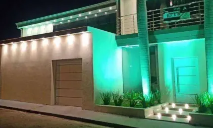 SOBRADO PARA ALUGAR, 203 m² por R$ 5.500/mês - Petrópolis - Várzea Grande/MT