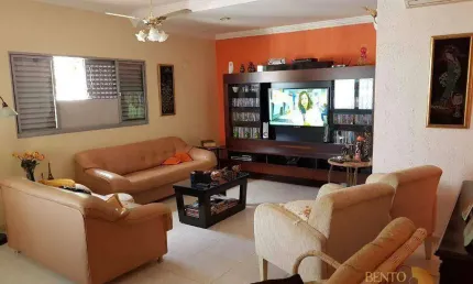 Casa com 6 dormitórios à venda, 280 m² por R$ 750.000 - Morada do Ouro - Setor Norte - Cuiabá/MT