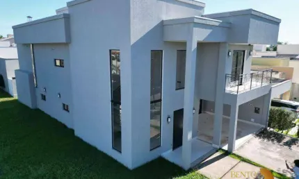 Casa Exclusiva no Condomínio Belvedere 1 – 3 Suítes e Área Gourmet.