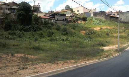 Terreno à venda na Rua Januario Blotta, 1, Centro, Serra Negra por R$ 333.000